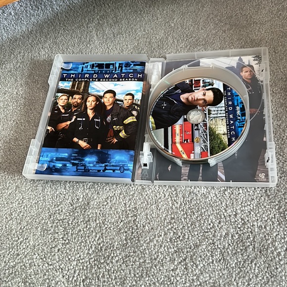 Third Watch: The Complete 2nd Season DVD set - Picture 2 of 2